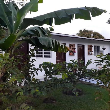Habitacion Hogarena Jarabacoa Exterior photo