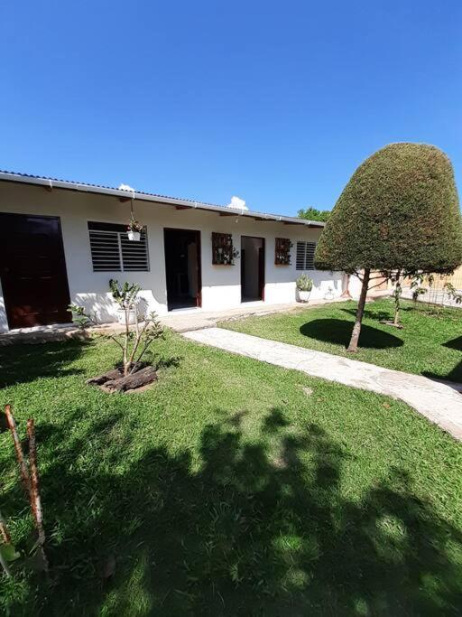 Habitacion Hogarena Jarabacoa Exterior photo